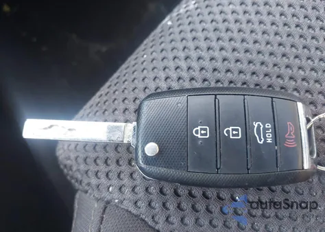 2019 Kia Optima Lx из США, поврежденный, VIN 5XXGT4L32KG325835